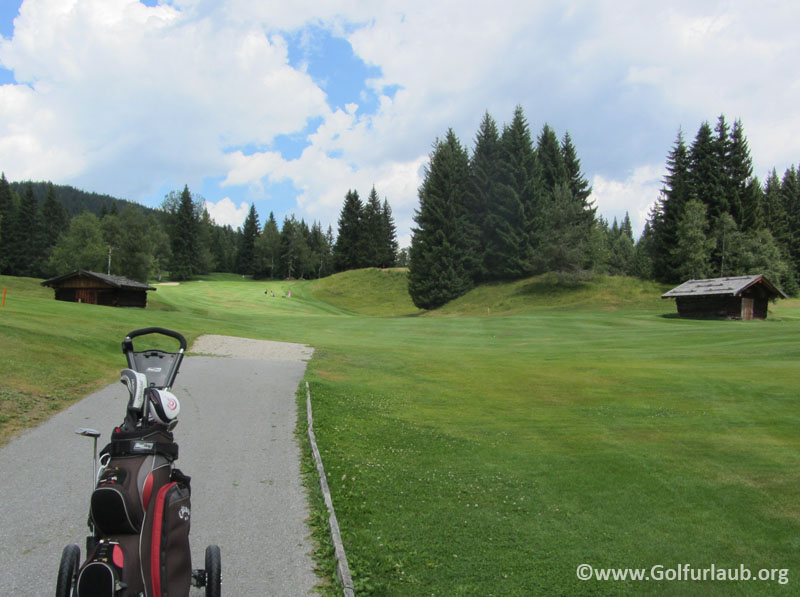 Golf Tee 1 Golfplatz Wildmoos